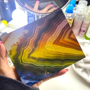 Becca eyeshadow pallet